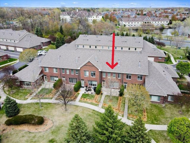 12401 Flanders Court NE C, Blaine, MN 55449