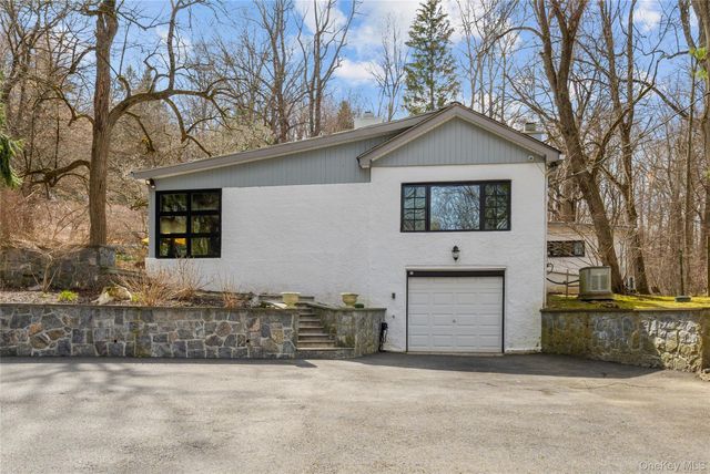 241 W Mt Airy Road, Croton-on-hudson, NY 10520