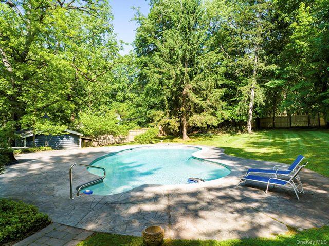 241 W Mt Airy Road, Croton-on-hudson, NY 10520