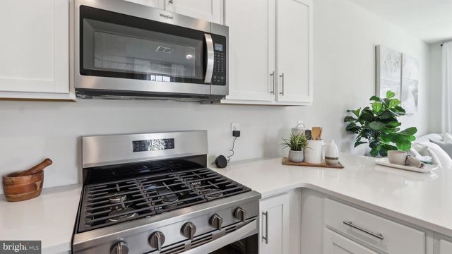 126 W MONTGOMERY AVE, Wildwood, NJ 08260