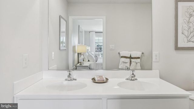 126 W MONTGOMERY AVE, Wildwood, NJ 08260