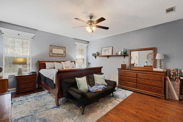 309 Longleaf Dr., Petal, MS 39465