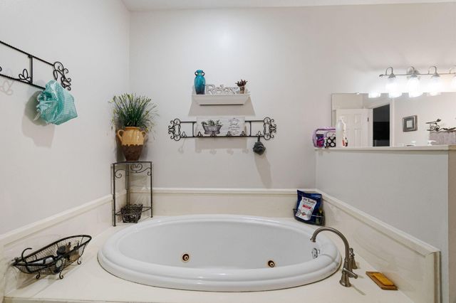 309 Longleaf Dr., Petal, MS 39465