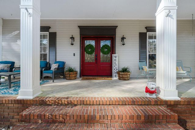 309 Longleaf Dr., Petal, MS 39465