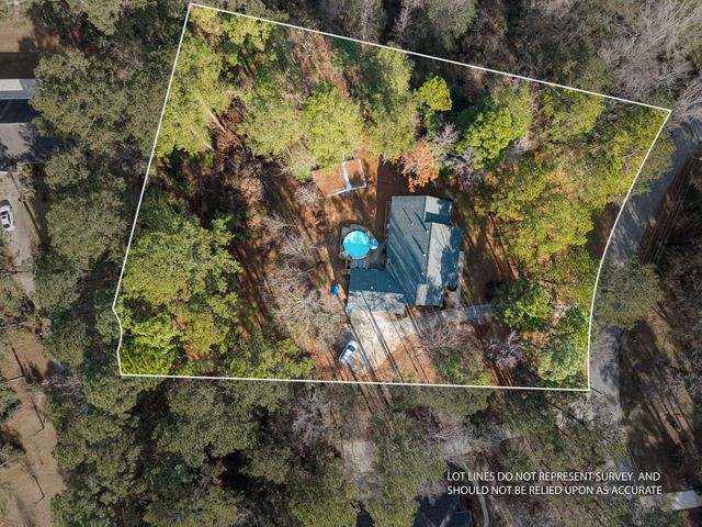 309 Longleaf Dr., Petal, MS 39465