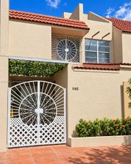 1145 W 42nd Street 26, Hialeah, FL 33012
