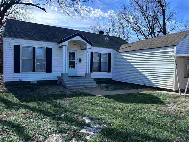 1710 NW KINYON AVE, Lawton, OK 73507