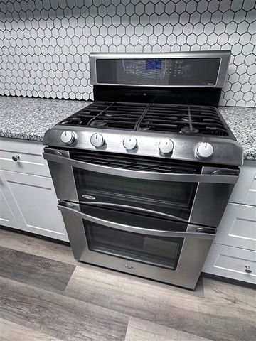 1710 NW KINYON AVE, Lawton, OK 73507