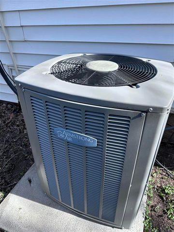 1710 NW KINYON AVE, Lawton, OK 73507