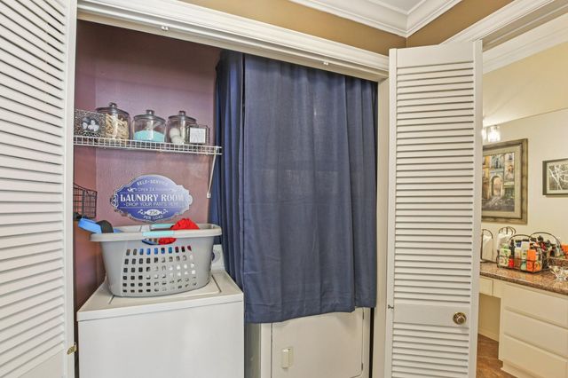 2100 Welch Street C113, Houston, TX 77019