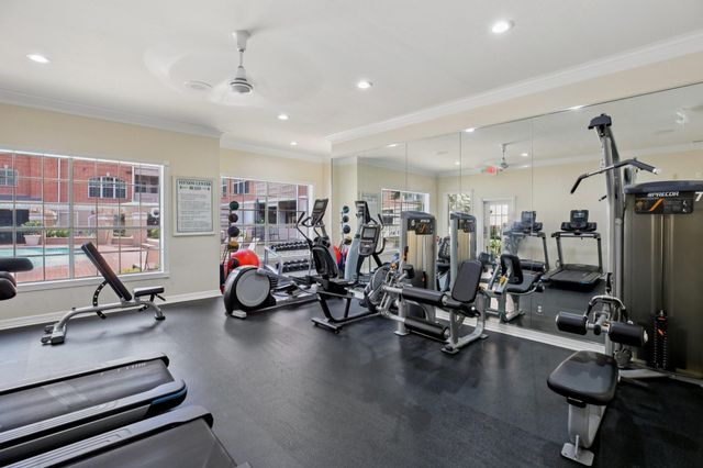 2100 Welch Street C113, Houston, TX 77019