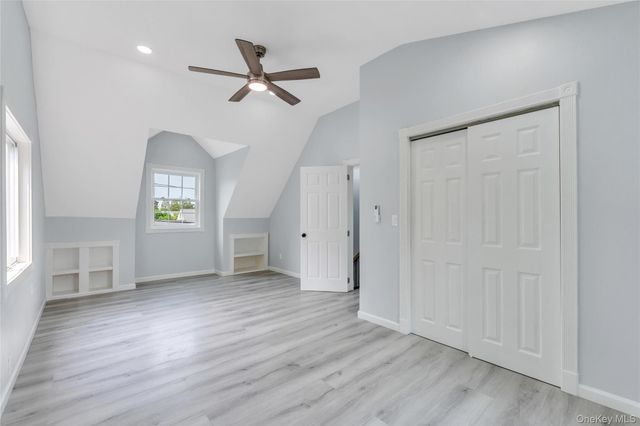 4 Hicks Circle, Hicksville, NY 11801