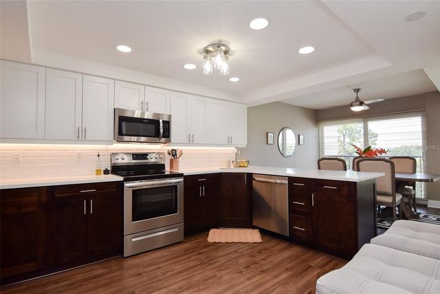 225 COUNTRY CLUB DRIVE 1404, Largo, FL 33771