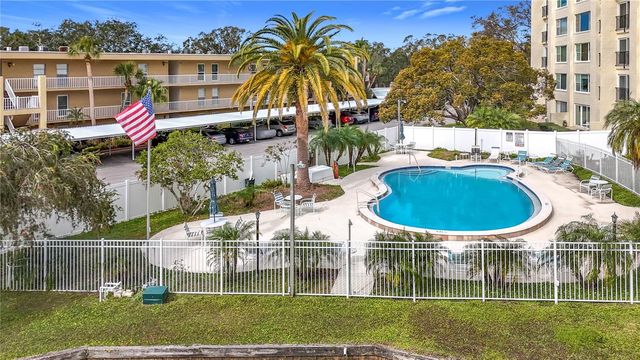225 COUNTRY CLUB DRIVE 1404, Largo, FL 33771