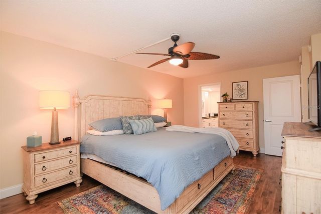225 COUNTRY CLUB DRIVE 1404, Largo, FL 33771
