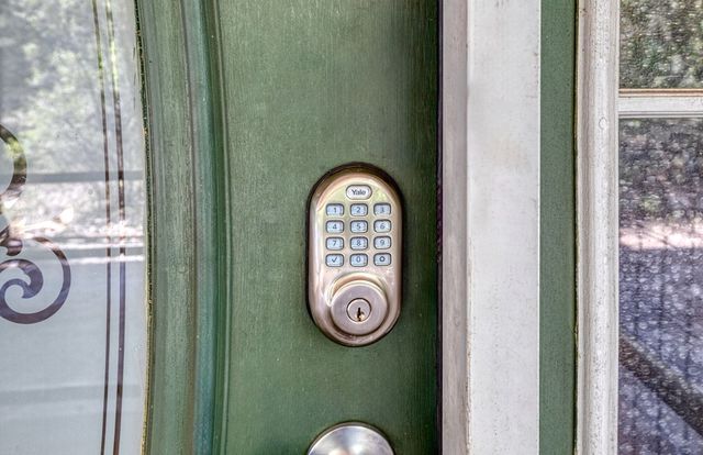 23942 N Hwy 83, Concan, TX 78838