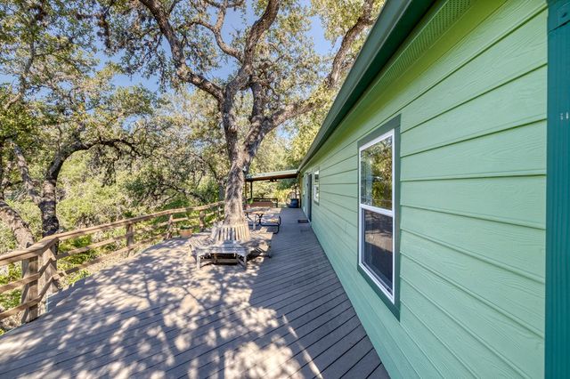 23942 N Hwy 83, Concan, TX 78838