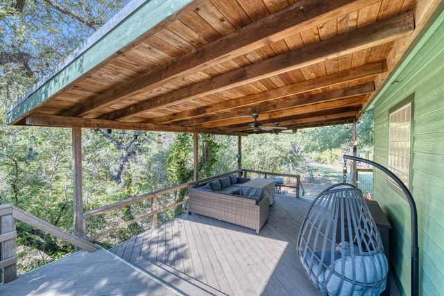 23942 N Hwy 83, Concan, TX 78838