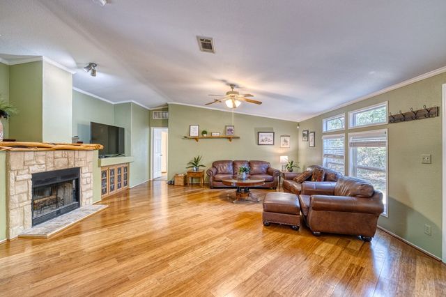 23942 N Hwy 83, Concan, TX 78838