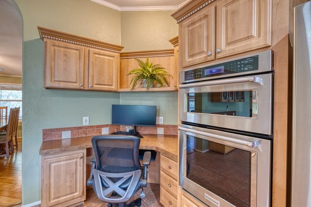 23942 N Hwy 83, Concan, TX 78838