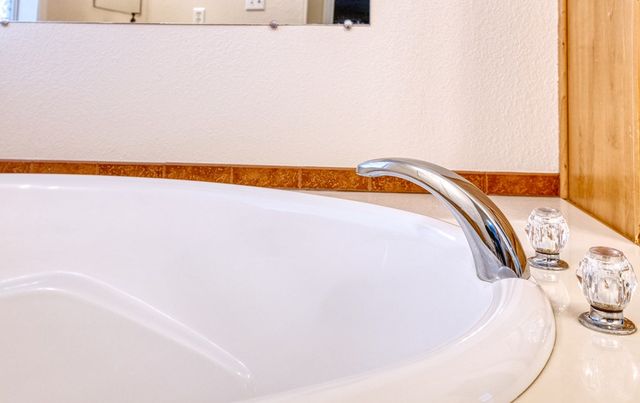 23942 N Hwy 83, Concan, TX 78838