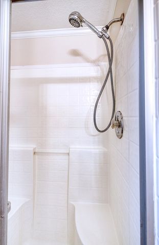 23942 N Hwy 83, Concan, TX 78838