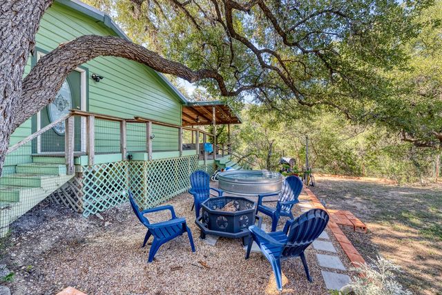 23942 N Hwy 83, Concan, TX 78838