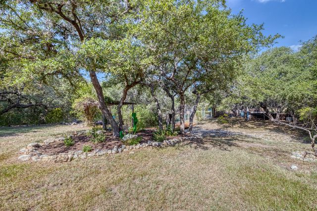 23942 N Hwy 83, Concan, TX 78838