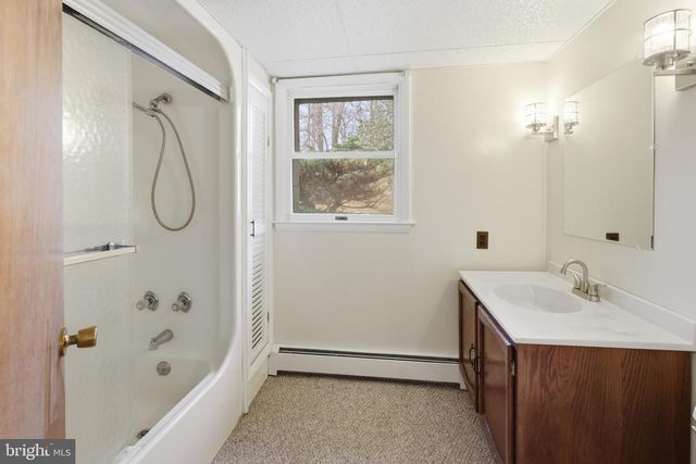2201 KNOX AVE, Reisterstown, MD 21136