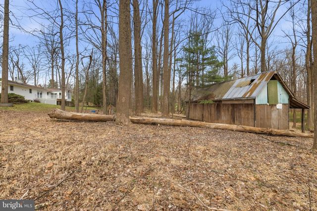 2201 KNOX AVE, Reisterstown, MD 21136