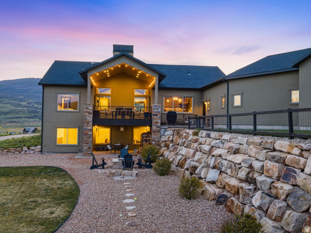 Image 1 of property listing at 402 SHADOW HILL RD, Wanship, UT 84017