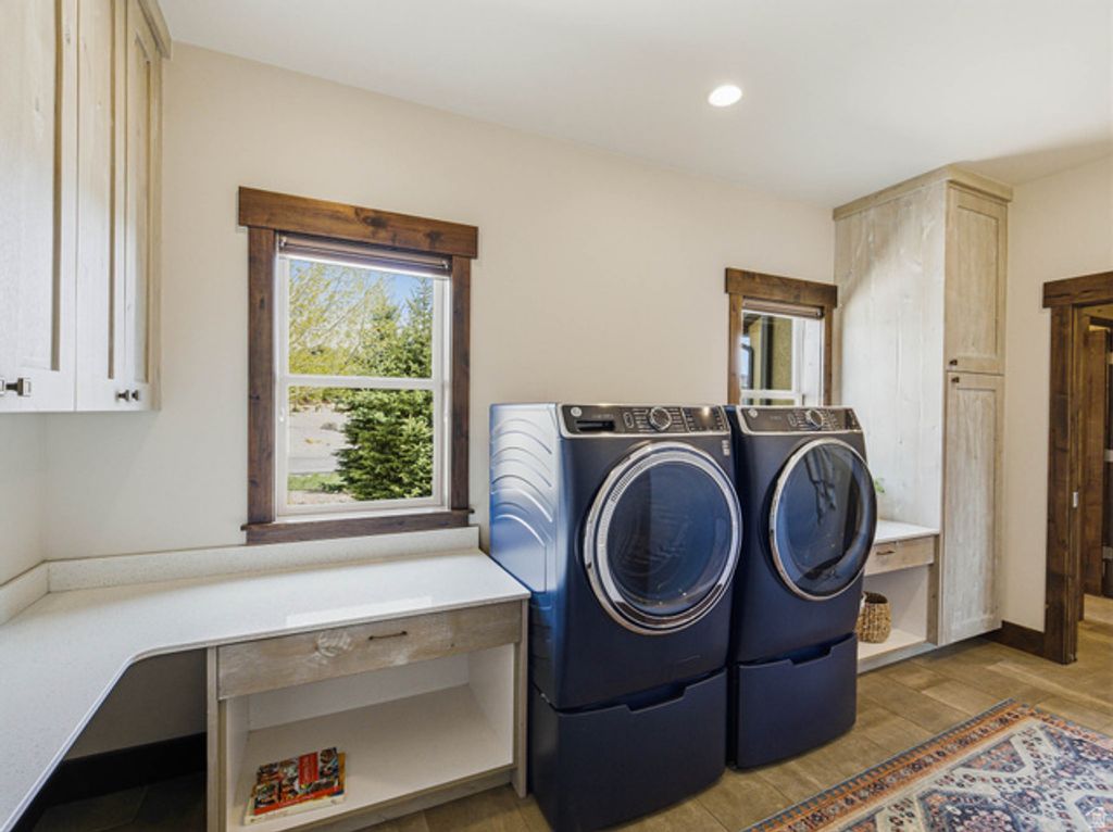 Image 39 of property listing at 402 SHADOW HILL RD, Wanship, UT 84017