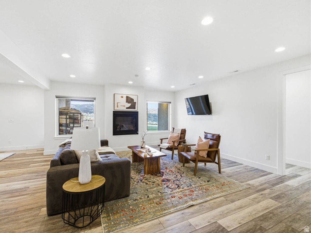 Image 51 of property listing at 402 SHADOW HILL RD, Wanship, UT 84017