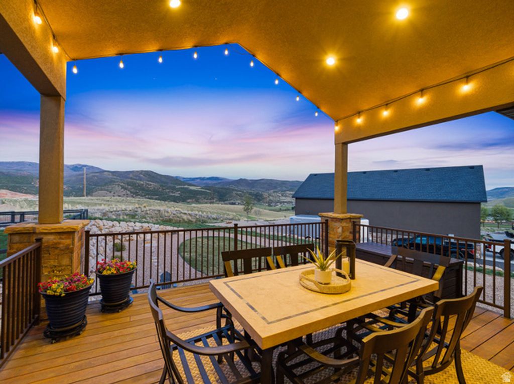 Image 84 of property listing at 402 SHADOW HILL RD, Wanship, UT 84017