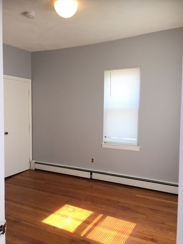 318 Granite St 1, Quincy, MA 02169