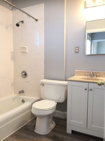 318 Granite St 1, Quincy, MA 02169