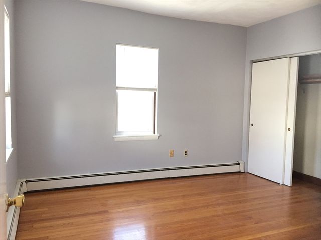 318 Granite St 1, Quincy, MA 02169
