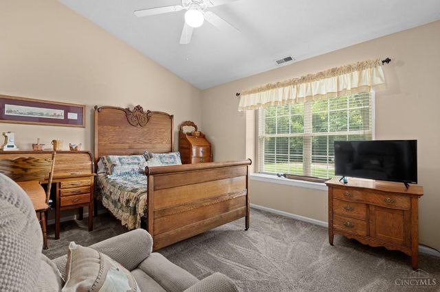 1818 Kenway Place, Middletown, OH 45044