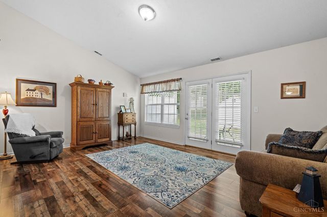 1818 Kenway Place, Middletown, OH 45044