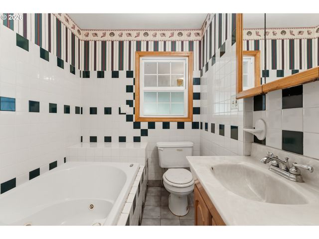11311 Se DIVISION St, Portland, OR 97266