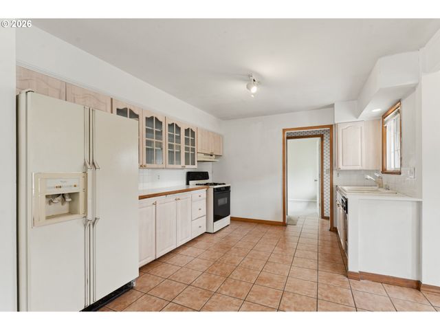 11311 Se DIVISION St, Portland, OR 97266