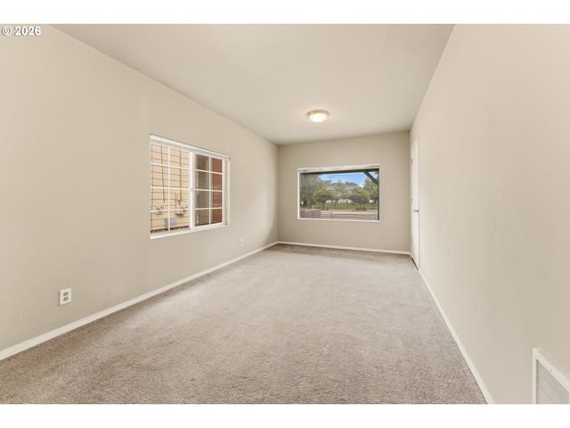 11311 Se DIVISION St, Portland, OR 97266