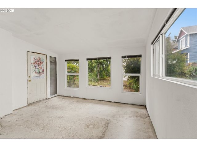 11311 Se DIVISION St, Portland, OR 97266