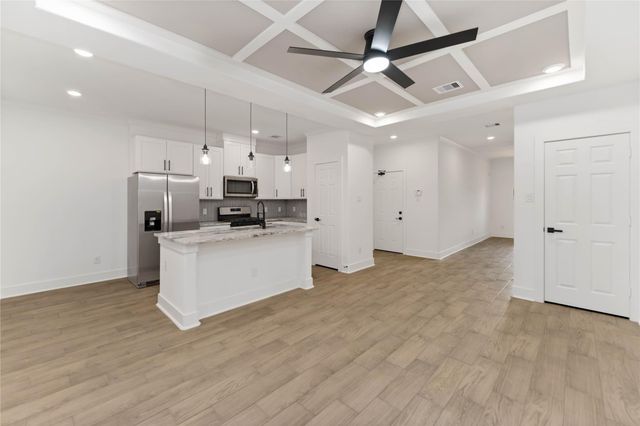 6736 Paris Street, Houston, TX 77021