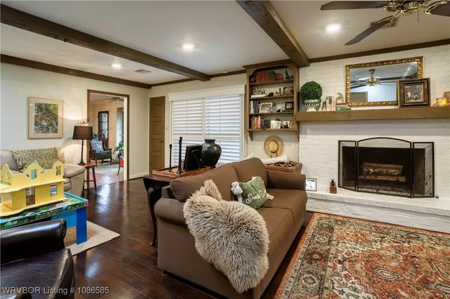 1 Berry Hill Road, Fort Smith, AR 72903