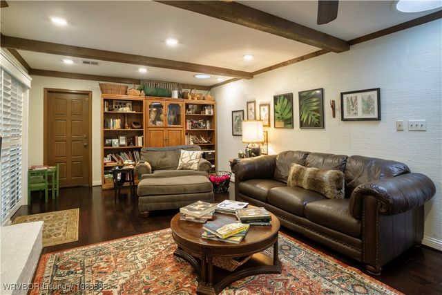 1 Berry Hill Road, Fort Smith, AR 72903