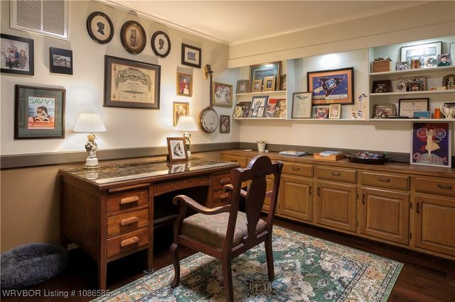 1 Berry Hill Road, Fort Smith, AR 72903