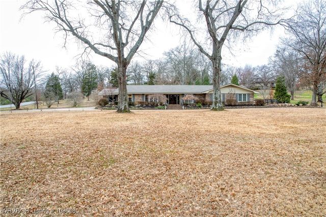 1 Berry Hill Road, Fort Smith, AR 72903