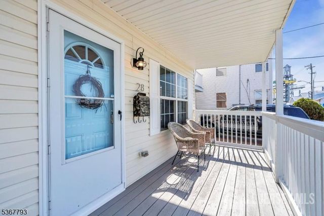 28 Bay Avenue, Keansburg, NJ 07734