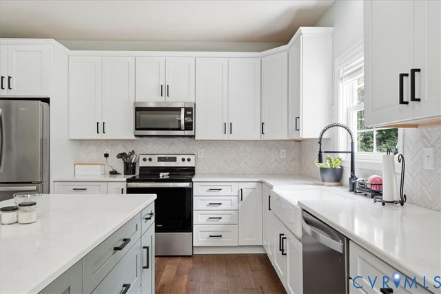 7065 Kenthurst Rd, Lanexa, VA 23089